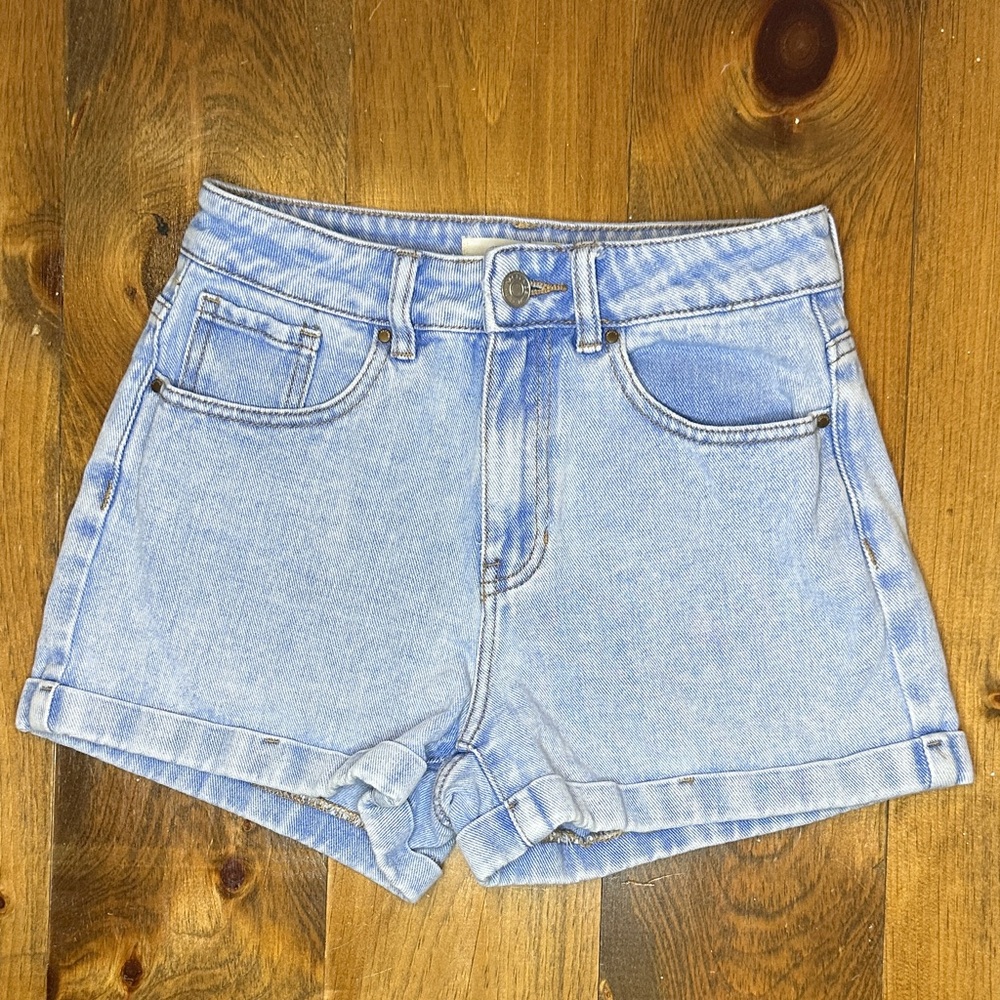 Pacsun Women's Light Wash High Waisted Jean Mom Shorts